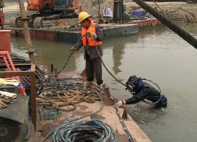 龙口潜水封堵打捞
